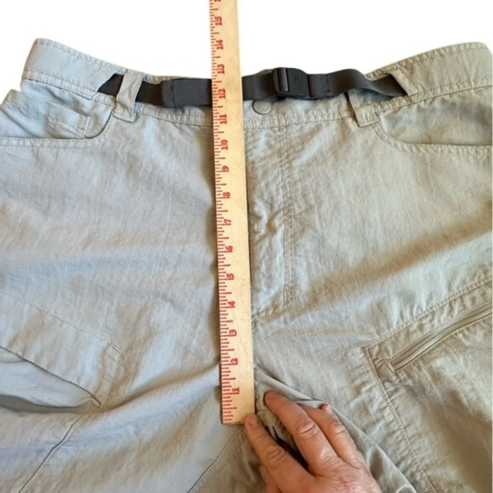 The North Face‎ Hiking Shorts Mens XL Taupe/Gray Integrated Belt Utility Pockets
